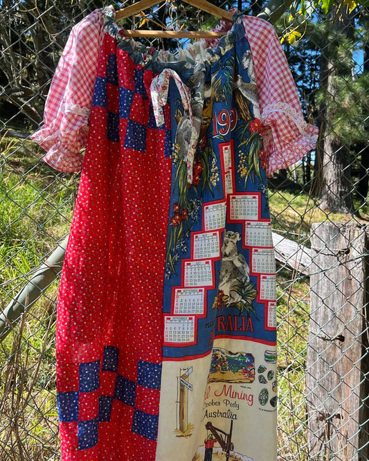 Homestead Koala Smock
