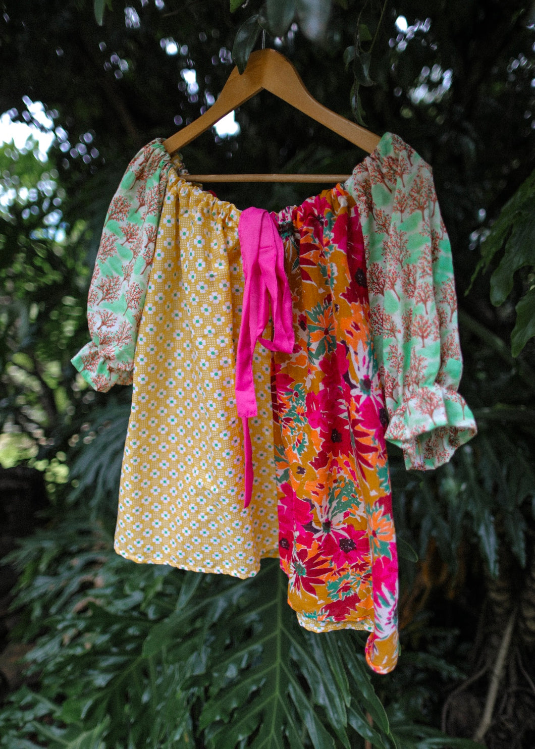 Tropical Sunrise Rosa Top