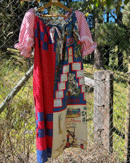 Homestead Koala Smock