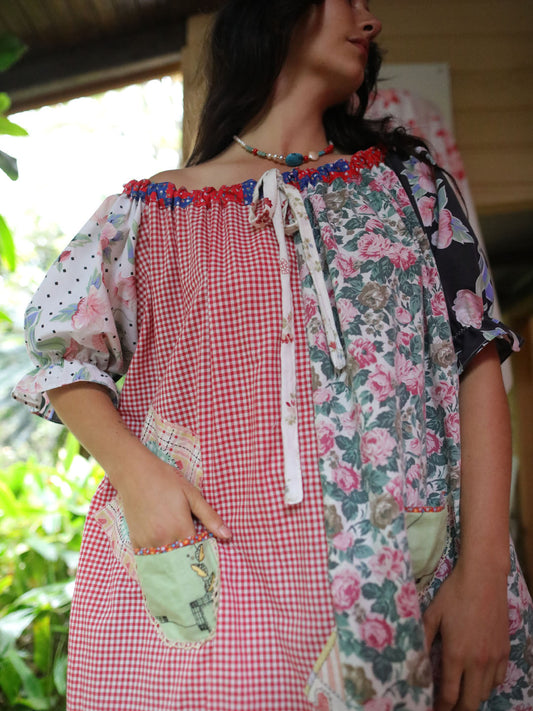 Mistletoe Smock