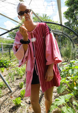 Load image into Gallery viewer, Fish Kimono