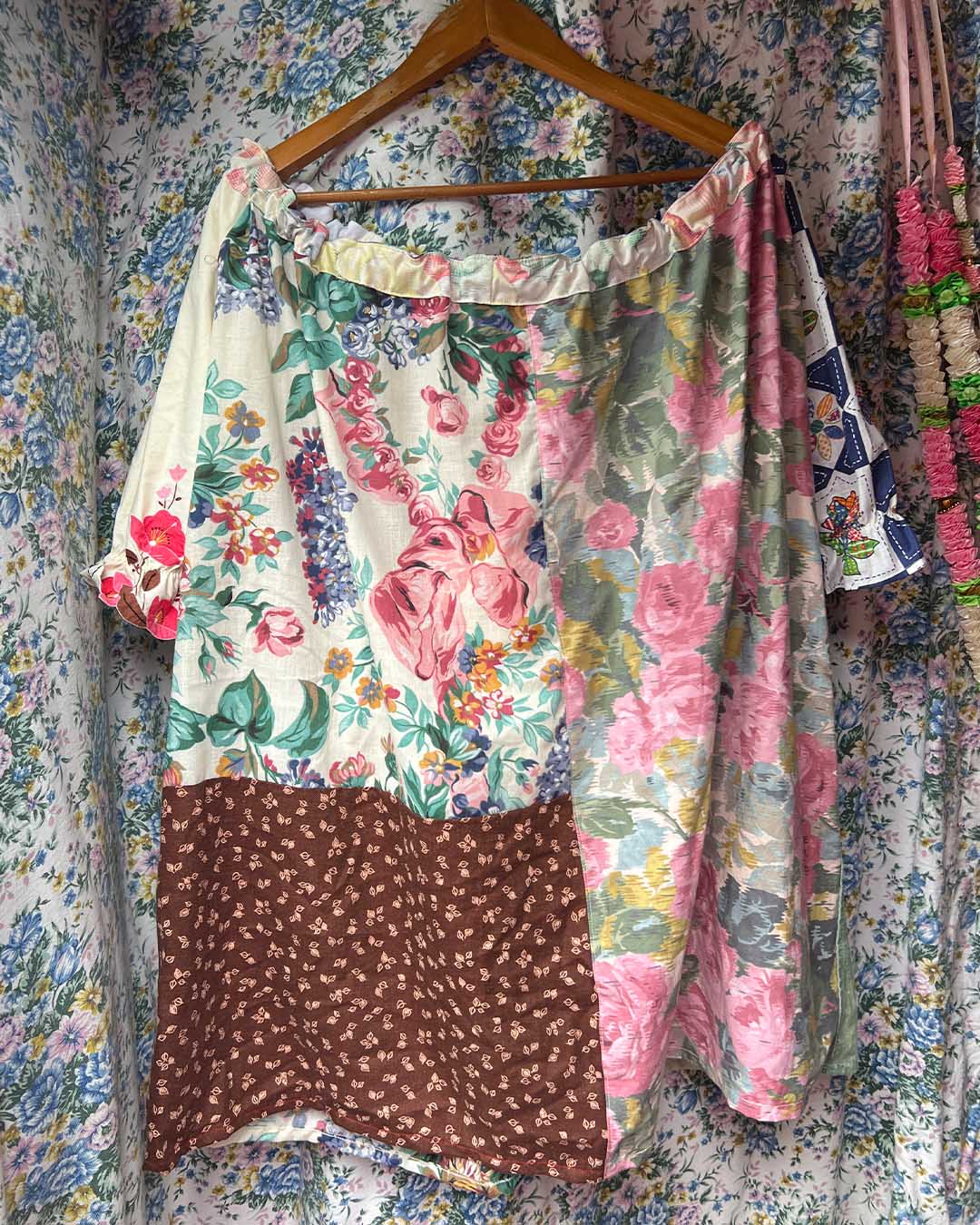 Ned Kelly Rosa Top