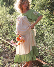 Load image into Gallery viewer, Dixie Sunflower Dress